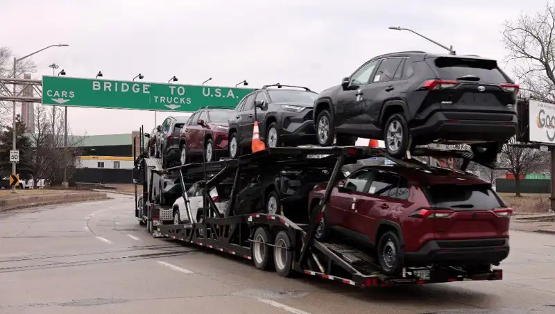 Toyota, ABD Pazarında Hibrit Araçlarını Yenilemeye Hazırlanıyor