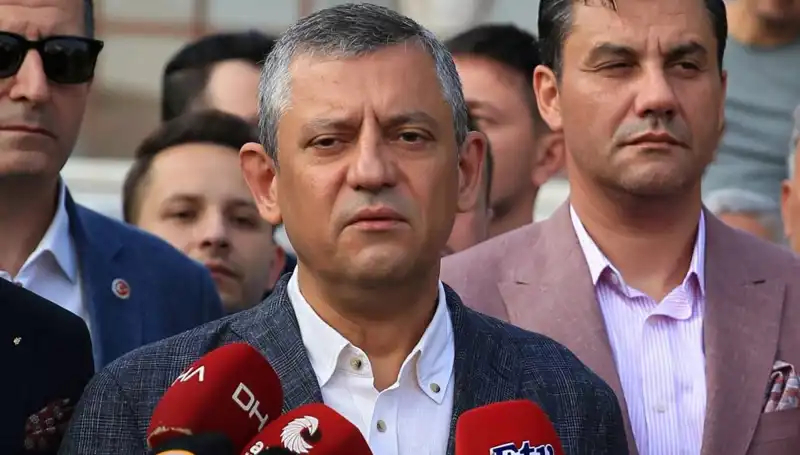 Özgür Özel: "Sandığı Ortadan Kaldırmak İstiyorlar" Uyarısında Bulundu