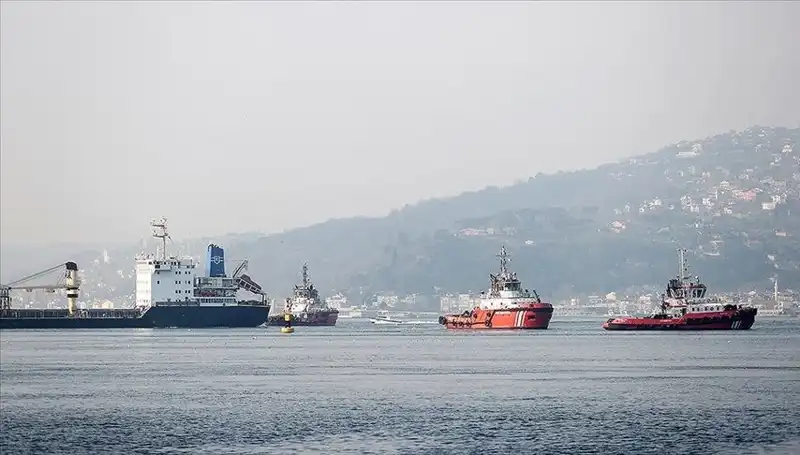 İstanbul Boğazı'nda Gemi Trafiği Neden Askıya Alındı? Detaylar Açıklandı!