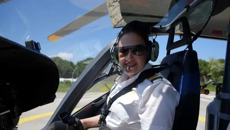 Türkiye'nin Tek Kadın Ambulans Helikopter Pilotundan İlham Verici Hikaye