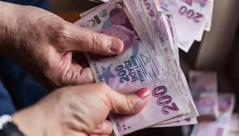 2025 Temmuz Zammı ile Memur ve Emekli Maaşları Artacak mı?