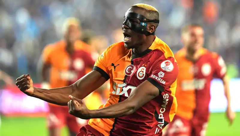 Osimhen'e Kazan-Kazan Teklifi: Transfer Pazarı Sıcak Günler Geçiriyor!