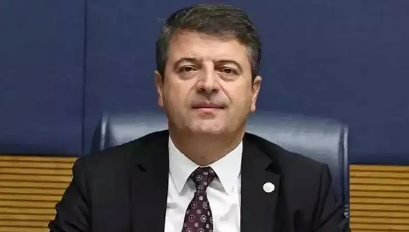 Adıyaman Belediye Başkanı Tutdere Görevine İade Edildi: Şehirde Yeni Bir Dönem Başladı