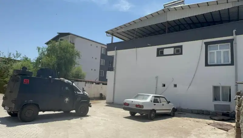 Babalar Günü'nde Dehşet Saçan Olay: Oğul Babasına Çekiçle Saldırdı!