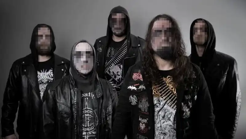 Rock Grubu Üyeleri Dini Değerlere Hakaretten Tutuklandı: Skandal Olayın Ayrıntıları