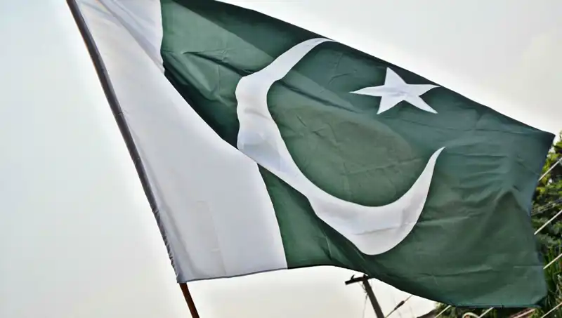 Pakistan'da Çöken Binanın Ardındaki Gizem: Ölü Sayısı Artıyor