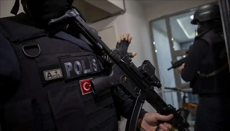Afyon'da Dev Operasyon: 26 Şüpheli Gözetim Altına Alındı