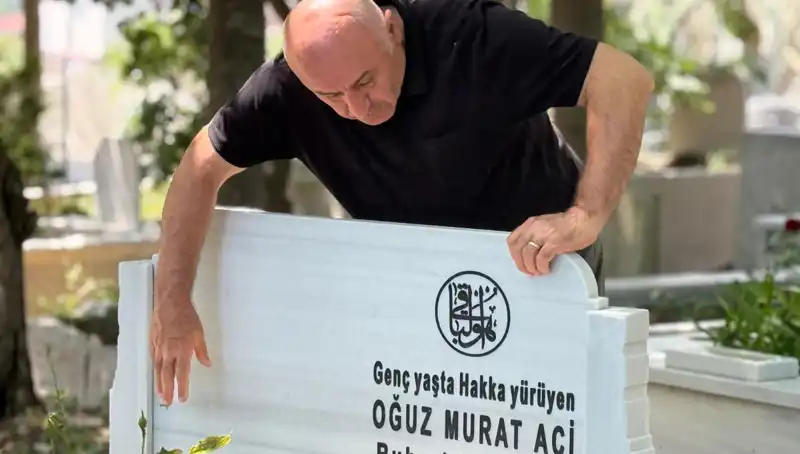 Aci Ailesinin Hüzünlü Babalar Günü Hatıraları ve Umut Dolu Gelecekleri