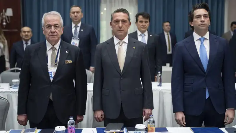 Fenerbahçe'nin İmza Sayısı: Geçmiş Yıldan Farklılığı Ne?