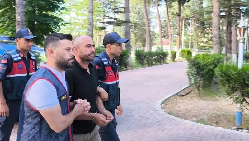 Hırsızlık faaliyetleriyle gündeme gelen 4 şüpheli: 140 olayda iz sürüldü!