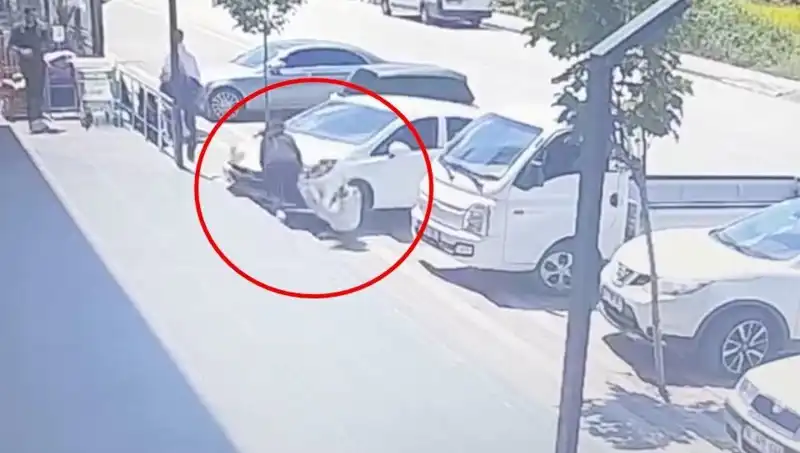 Yalova'da Şok Edici Kaza: Lise Öğrencisi Aracın Altında Kaldı