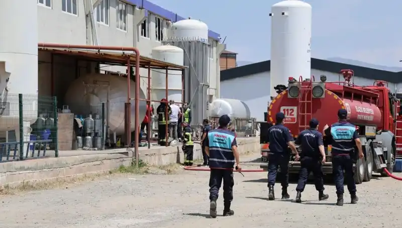 Elazığ'daki Gaz Dolum Tesisinde Korkutan Patlama: Gözler Olay Yeri’nde!