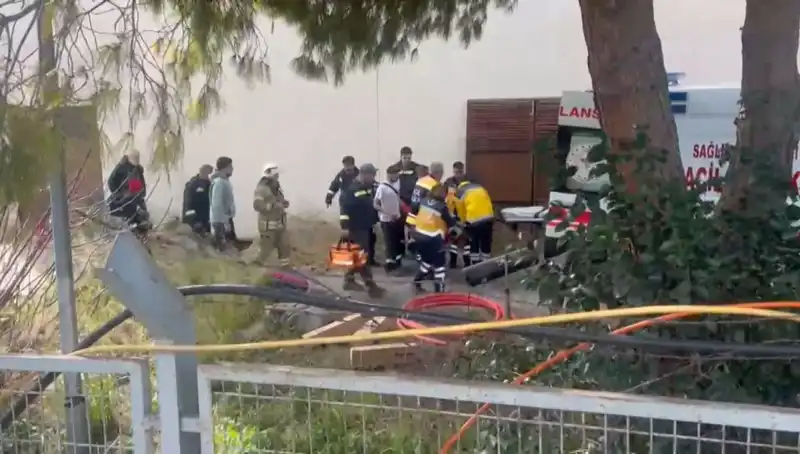 İstanbul'da Trafo Merkezi Patladı: Ağır Yaralı İşçiye Ne Olacak?