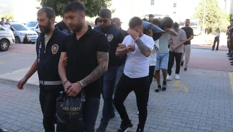 Sahte Eskort İlanlarıyla 12 Milyon Liralık İnanılmaz Dolandırıcılık