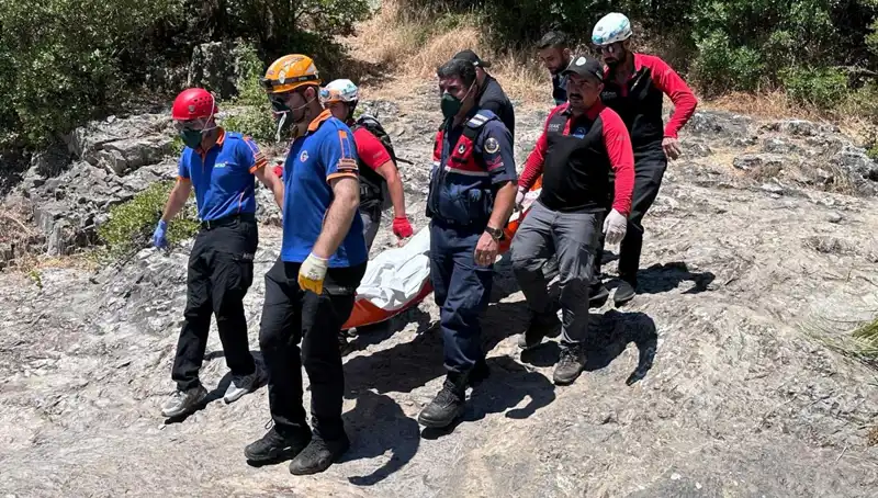 Kayalıkların Arasında Gizemli Sır Ölüm: Gerçekler Ve Spekülasyonlar