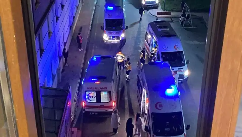 Akşam Yemeği Faciası: 53 Öğrenci Hastanelik Oldu