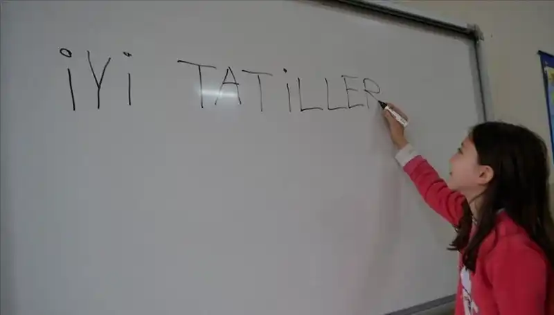 20 Milyon Öğrenci İçin Yaz Tatili Başlıyor: 20 Haziran'da Son Ders Zili Çalacak