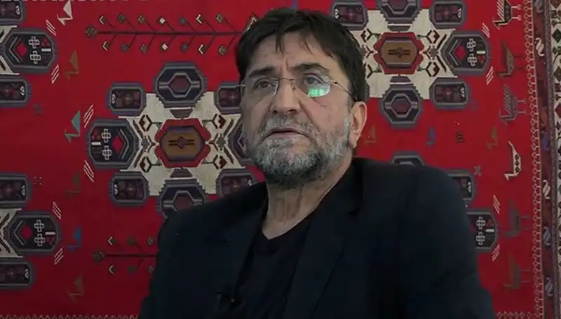 Gazeteci Nihat Genç Hakkında Bilinmeyenler: Hayatı ve Mirası
