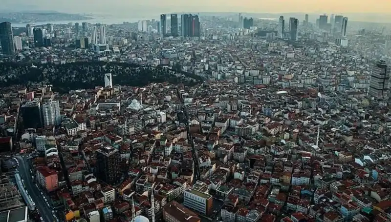 23 Nisan Depremi Sonrası Konut Piyasasında Fırtına: Kiralık ve Satılık Fiyatları Artıyor