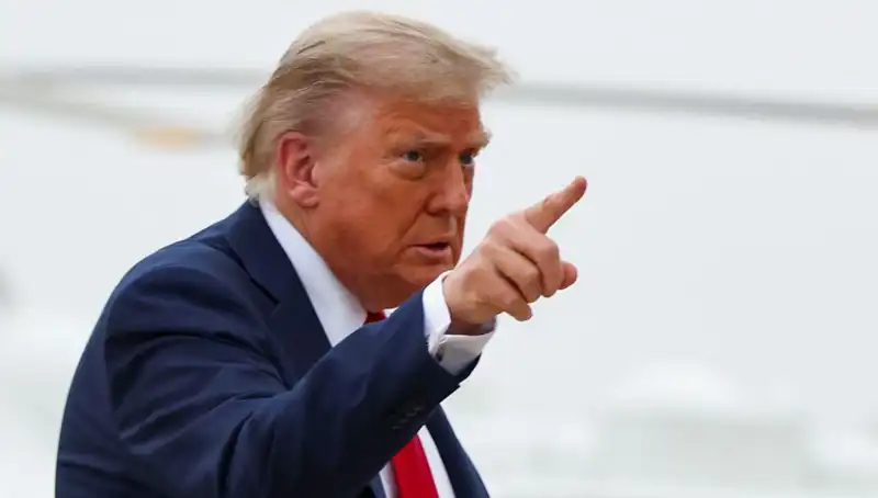 Trump Yönetiminden Sarsıcı Adım: 36 Ülkeye Seyahat Yasağı Geliyor!