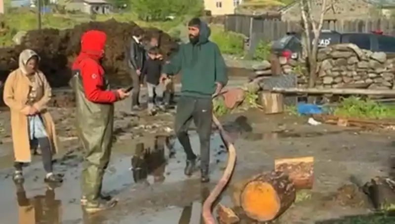 Ardahan'da Yağmur Felaketi: Sağanaklarla Gelen Sel Tehlikesi