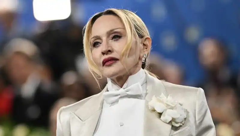 Madonna’nın Yeni Diyeti: Kanserle Savaşan Mucizevi Formül mü?