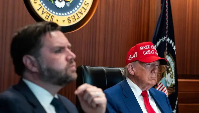 Trump’ın Azil Tasarısı Reddedildi: Siyasi Sonuçlar ve Beklentiler