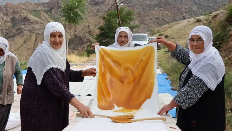 Yaz Aylarının Vazgeçilmezi: Sağlıklı ve Besleyici Unlu Lezzetler