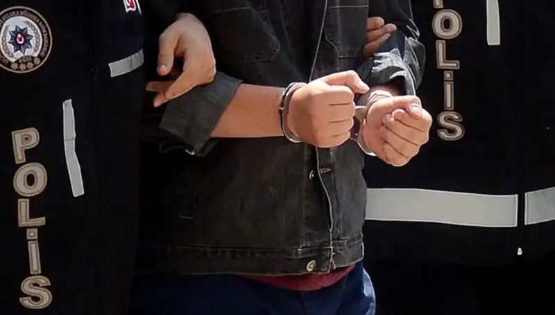 FETÖ'nün Dışişleri Bakanlığı Yapılanmasına Operasyon: Eski Yetkililere Gözaltı Kararı