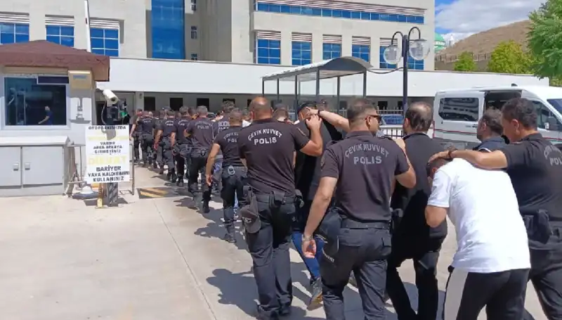 Ankara'da Tehditlerle Haraç Kesme Çetesine Şok Baskın!